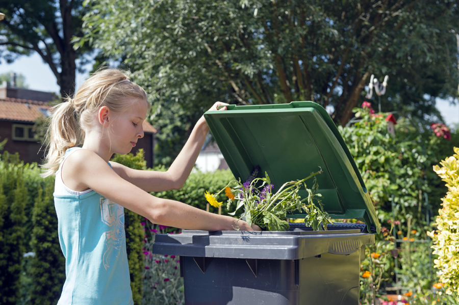 Voorjaarstips: Zo blijft uw gft-container fris bij warm weer